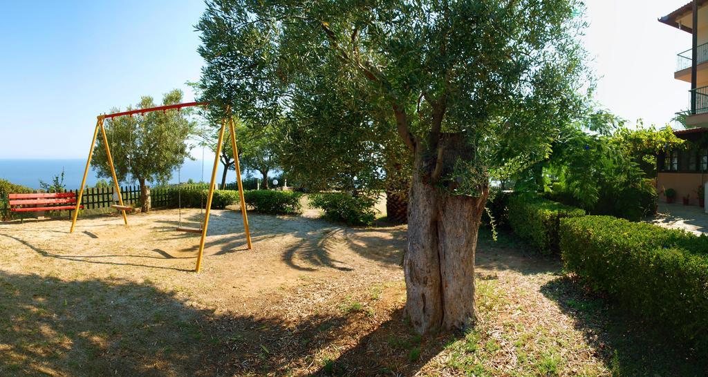 Aris Pension Агия-Параскеви Экстерьер фото