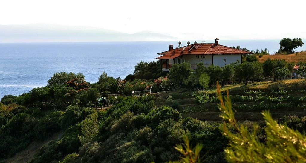 Aris Pension Агия-Параскеви Экстерьер фото