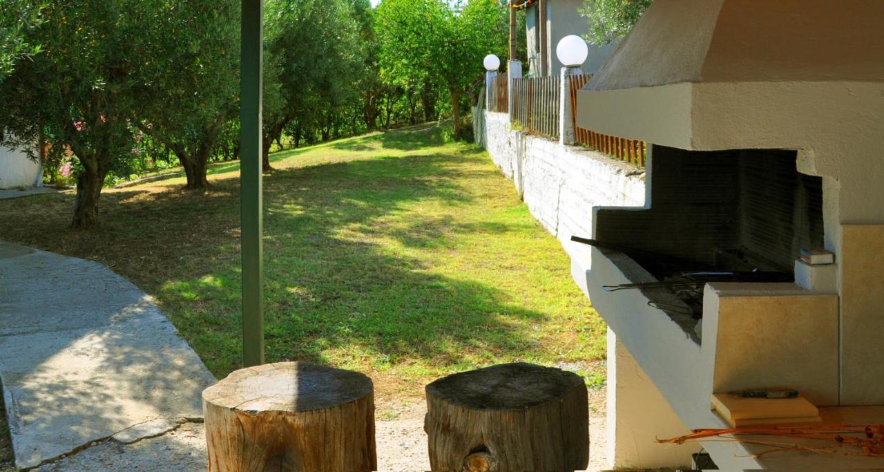Aris Pension Агия-Параскеви Экстерьер фото
